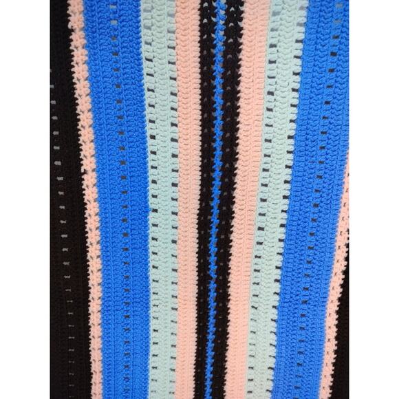Handmade 52x39 Inches Multicolor Stripe Reversible Crochet Throw/Blanket - Picture 8 of 16